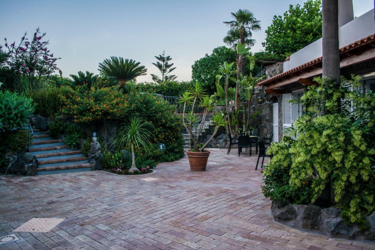 Villa Marylu' Ischia Eksteriør billede