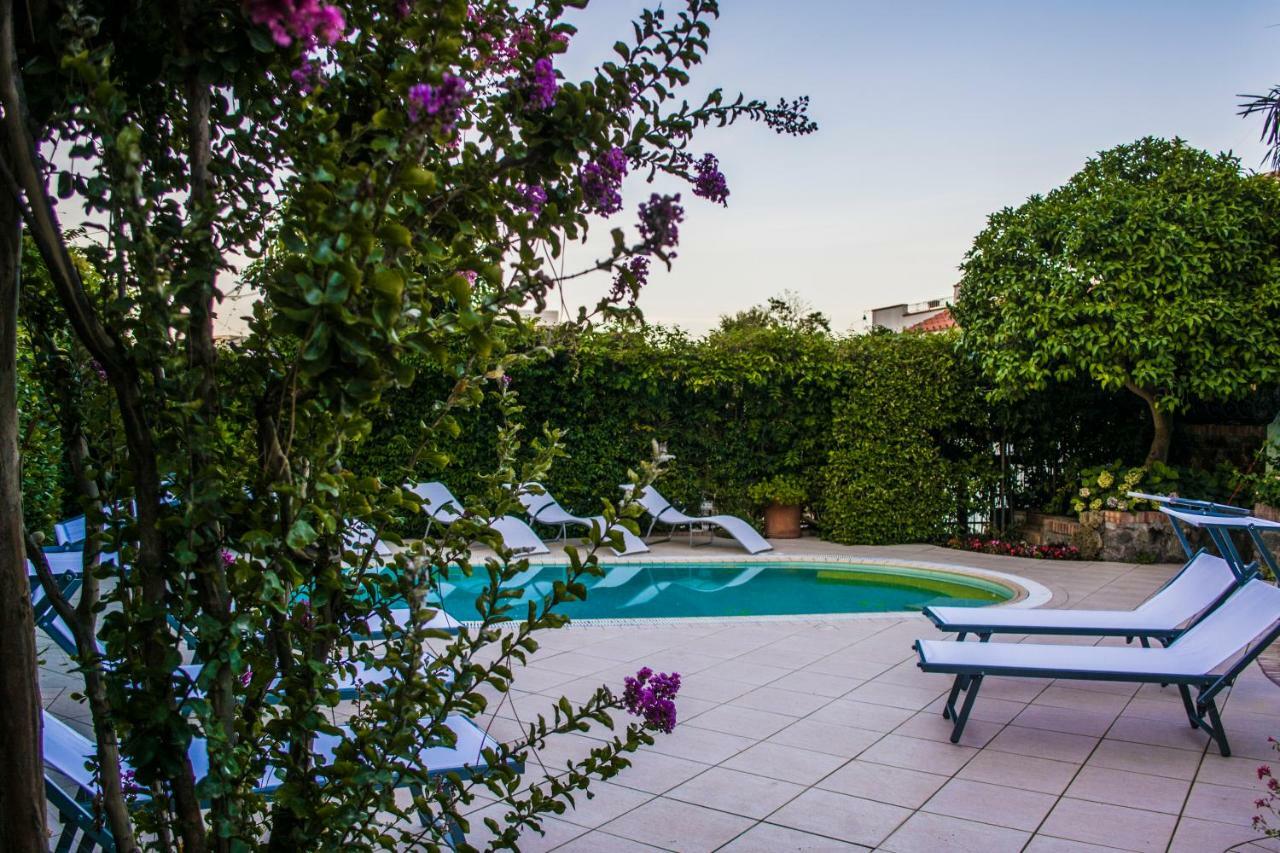 Villa Marylu' Ischia Eksteriør billede